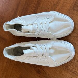 Tommy Bahama Kids Cream Canvas Sneakers